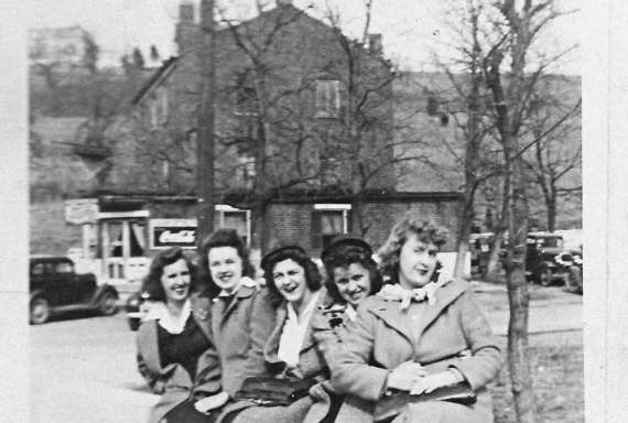 Ladies_Sitting_on_Bridge_Retouch